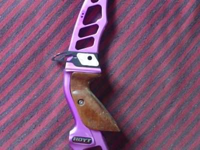 Hoyt Proddigy 25" purple colour for sell